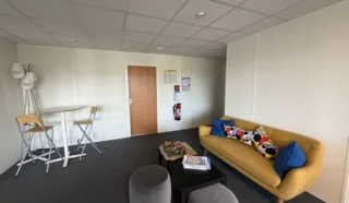  BUREAUX 273 m² SAINT-GREGOIRE