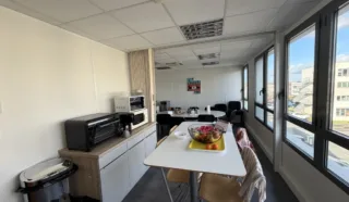  BUREAUX 273 m² SAINT-GREGOIRE