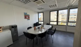  BUREAUX 273 m² SAINT-GREGOIRE