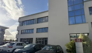  BUREAUX 273 m² SAINT-GREGOIRE