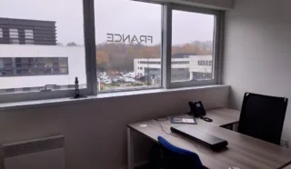  BUREAUX 160 m² QUIMPER