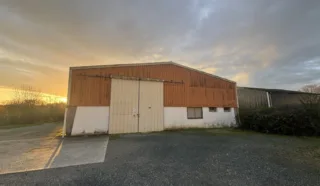  LOCAUX D'ACTIVITÉS 330 M² BLAIN