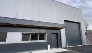  CELLULE D'ACTIVITES LAILLE 250 m²