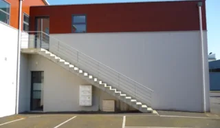  BUREAUX 90 m² BREST