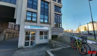  LOCAUX COMMERCIAUX 80 M² NANTES