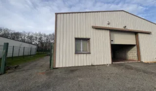  LOCAUX D'ACTIVITÉS 400 M² CORDEMAIS