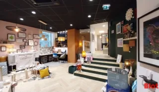  LOCAUX COMMERCIAUX 157 M² NANTES