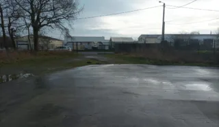  LOCAL D'ACTIVITES 300 M² LAMBALLE