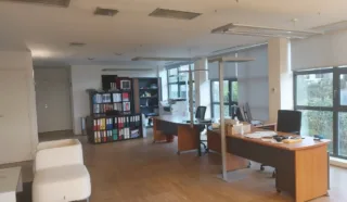  BUREAUX 120 m² QUIMPER