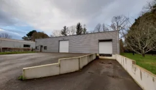  LOCAL D'ACTIVITES 310 m² RIEC SUR BELON