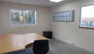  LOCAUX D'ACTIVITES 971 m² BENODET