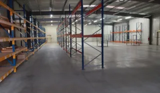  LOCAUX D'ACTIVITES 971 m² BENODET