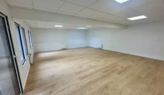  BUREAUX 87 m² RENNES