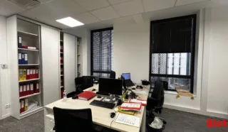  BUREAUX SAINT-JACQUES-DE-LA-LANDE 246 m²