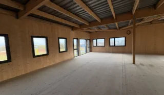  BUREAUX 230 m² PLOUDANIEL