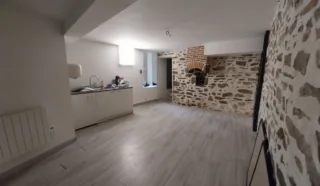  LOCAL COMMERCIAL VANNES 164 m²