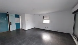  LOCAL D'ACTIVITES 500 M² NAIZIN