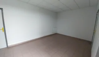  LOCAL D'ACTIVITES 326 m² PONTIVY