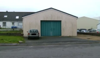  LOCAL D'ACTIVITÉS 138 m² QUÉVEN