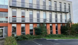  Immeuble de bureaux 1800 m² MELESSE (35)