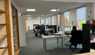  Immeuble de bureaux 1800 m² MELESSE (35)