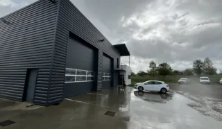  LOCAL D'ACTIVITÉS 550 m² GRANDCHAMPS-DES-FONTAINES