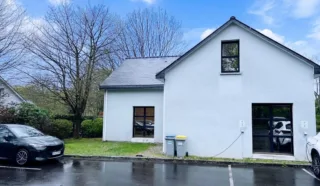  BUREAUX 251 M² CARQUEFOU