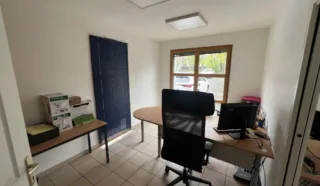  BUREAUX 251 M² CARQUEFOU