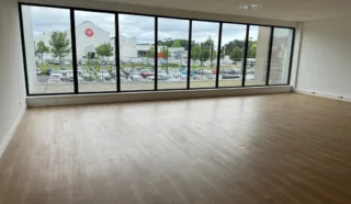  BUREAUX 1 843 M² NANTES