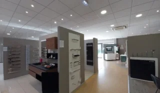  LOCAUX COMMERCIAUX LOCAUX D'ACTIVITÉS 1 217 M² LA BAULE ESCOUBLAC