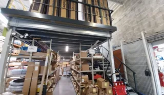  LOCAUX COMMERCIAUX LOCAUX D'ACTIVITÉS 867 M² LA BAULE ESCOUBLAC