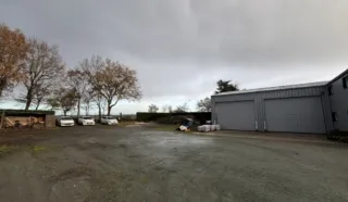  BUREAUX 745 M² CORDEMAIS