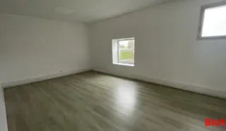  BUREAUX LOCAUX COMMERCIAUX 133 M² SAINT NAZAIRE