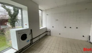  BUREAUX LOCAUX COMMERCIAUX 133 M² SAINT NAZAIRE