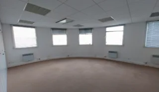  BUREAUX 513 M² SAINT NAZAIRE