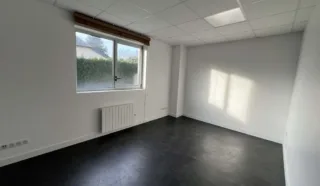  CELLULE D'ACTIVITES PACE 445 m²