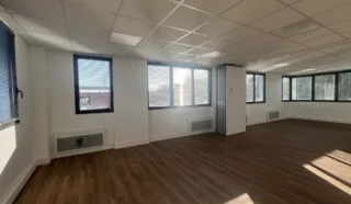 BUREAUX 1 690 m² CESSON-SEVIGNE