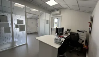  BUREAUX LOCAUX COMMERCIAUX 146 M² SAINT HERBLAIN