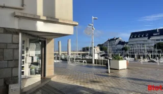  LOCAUX COMMERCIAUX 48 M² LE POULIGUEN