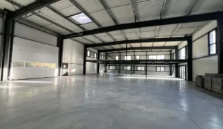  CELLULE D'ACTIVITES MONTAUBAN-DE-BRETAGNE 500 m²