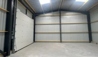  LOCAUX D'ACTIVITÉS GUER 200 m²