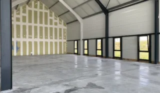  LOCAUX D'ACTIVITÉS 340 M² SAINT MALO