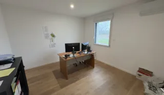  LOCAL D'ACTIVITES 250 m² SAINT-RENAN