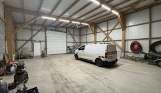  LOCAL D'ACTIVITES 250 m² SAINT-RENAN