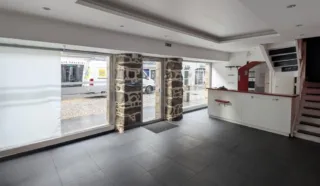  LOCAL COMMERCIAL 180 m² ST BRIEUC