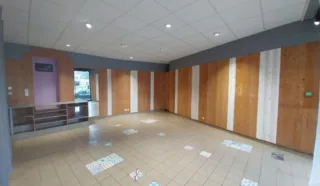  LOCAL COMMERCIAL 80 m² LANGUIDIC
