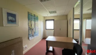  BUREAUX 208 M² GUERANDE