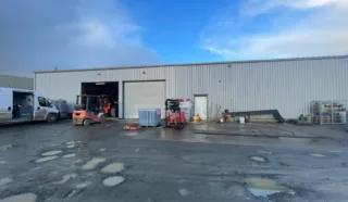  LOCAL D'ACTIVITES 300 M² PEDERNEC