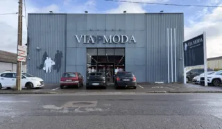  LOCAL COMMERCIAL RENNES ZI DE LORIENT 1 700 m²