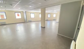  BUREAUX 508 m² GUIPAVAS KERGARADEC